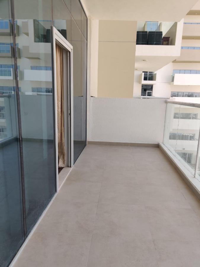 Oneseason Holiday Homes Дубай Экстерьер фото